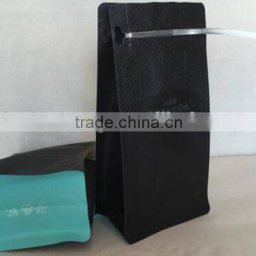 Standing Up Plastic Pet Food Packaging Bags With Pocket Zip photo-4