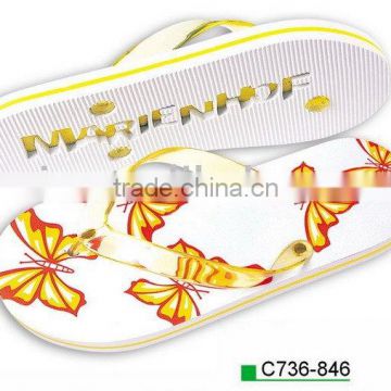 embossed logo beach Slippers