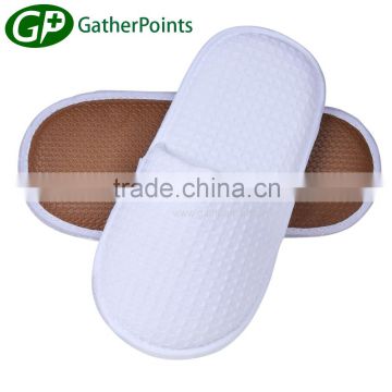 Cheap White Fluffy Geremek Slippers For Bathroom