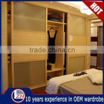 ZHUV Flat Pack Modern Wardrobe in Melamine Faced Furniture Material
