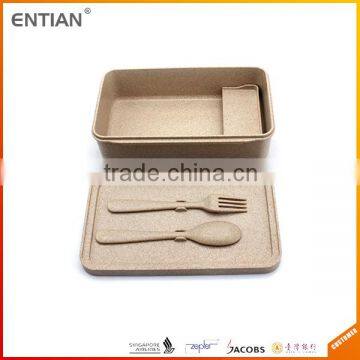 Microwave Safe Lunch Box With Spoon and Fork photo-3