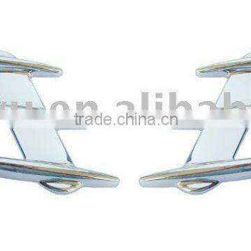 Auto chrome air vent surround