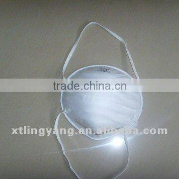 Non-woven disposable protective FFP1 face mask