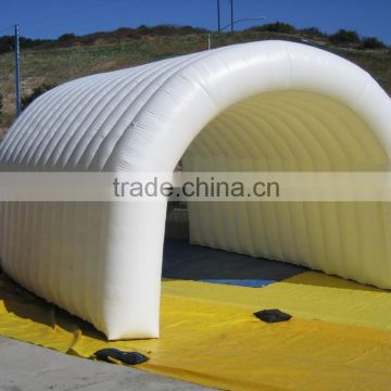 White inflatable tunnel/inflatable entrance tunnel for sport