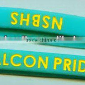 Make Color Filled Debossed Logo Silicone Wristband