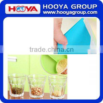1.5L Round Transparent Plastic Three Portion Cereal Storage Container Bulk Cereal Dispenser Food Dispenser photo-4