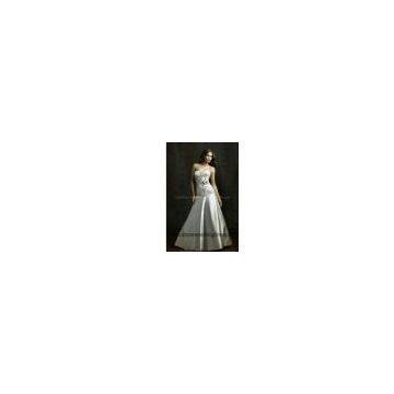 a line wedding dress strapless chapel train satin white