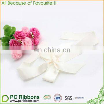 large plain white satin ribbon gift wrapping elastic band bow