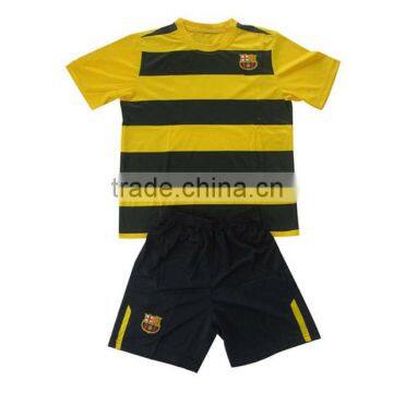 High quality wholesale cheap sublimation soccer jersey uniforms / set