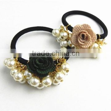 Beautiful and easy fashionable pearl hair accessories