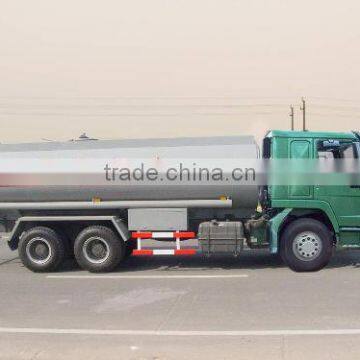 Hot Sale High Quality Oil Transporting Truck With Factory Price photo-4