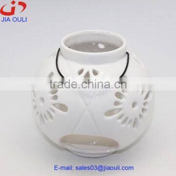 factory price home decoration white ceramic hurricane lamp candle holder, candle lantern