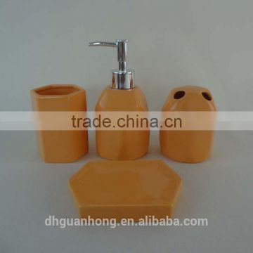 Simply Wholesale Ceramic Bathroom Accessory Set