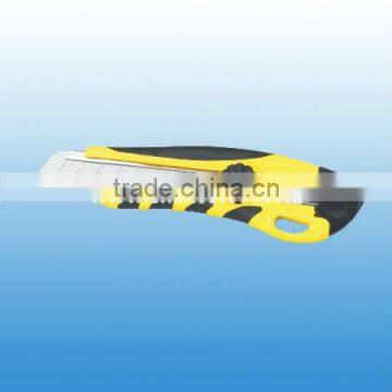 easy cut auto-retractable utility knife UK094