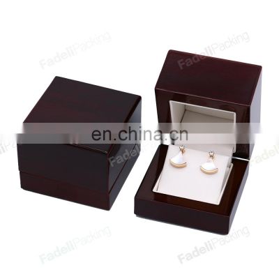 Earrings box custom packaging Wooden earings box packaged earring box