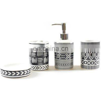 Classic Black and White High Quality Popular bathtub shaped soap dish bathroom set