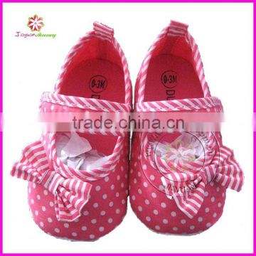 Polka Dot Mary Janes baby shoes