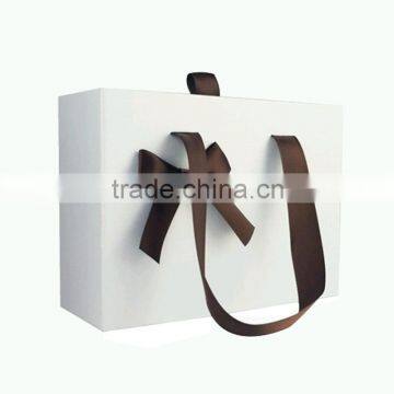 Luxury shopping paper bag, different types design custom paper shopping bag