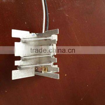 Mica heating elements with temperature sensor