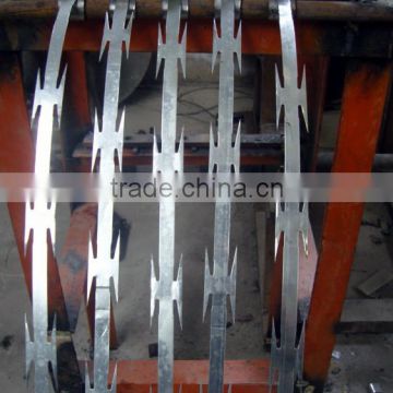 BTO-22 BTO-30 Hot Dipped Galvanized Razor Barbed Wire