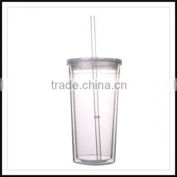clear plastic cups with straws