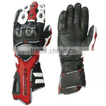 Long-barreled, carbon fiber protectors, motorcycle gloves