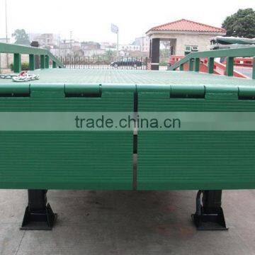 Customized Adjustable Mobile Hydraulic Container Dock Loading Ramp for Sale