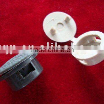 automotive plastic fastener