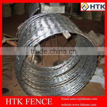 304 Stainless Steel BTO 22 Concertina Razor Barbed Wire With Cliped photo-3