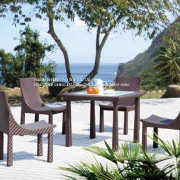 Garden Furniture Leisure Table And No Arm Chair PE Rattan Wicker Powder Coating Aluminum Frame Tempered Glass