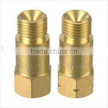 welding hose flashback arrestor for regulator/torch