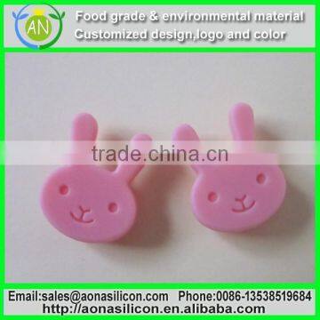 rabbit head silicone figure toy with suction