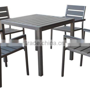 polywood dining table and chairs