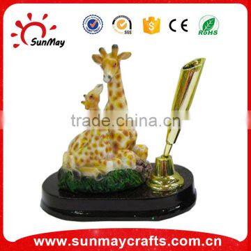 giraffe figurine table pen holder