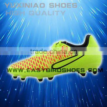 2015 new style football shoes with good quality