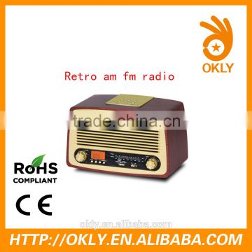 Old Antique nostalgia retro AM/FM radio ,portable wooden radio, Retro radio