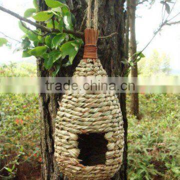 Woven Rope Teardrop Bird House With Roosting Pocket, Natural