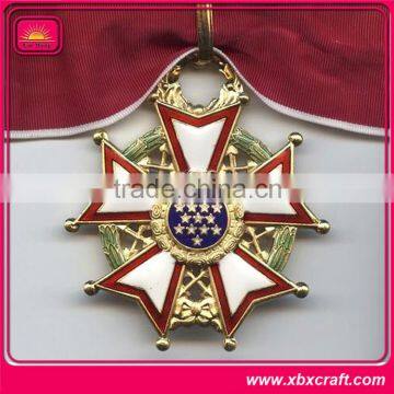 Hot Sell Silver Metal Medallion Design photo-3