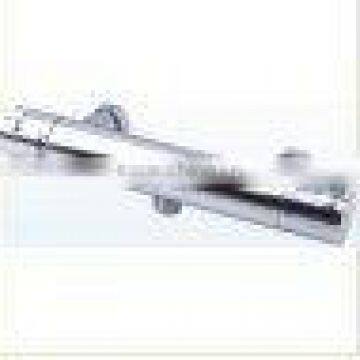 Thermostatic shower faucet