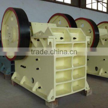 Mini sand making/ore milling/chemical industry mobile jaw breaker machine price