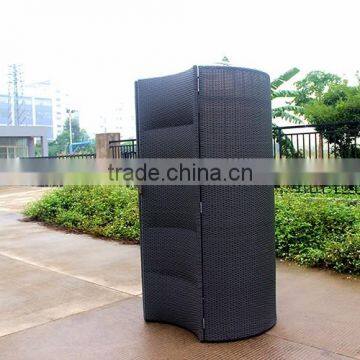 Outside Rattan Shelter Shower Room photo-3