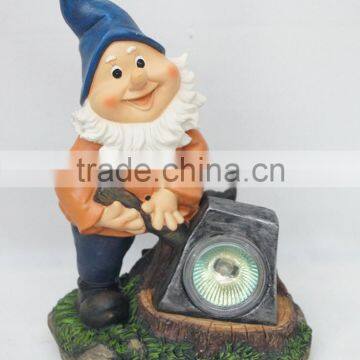 Hot selling garden gnome with solar light