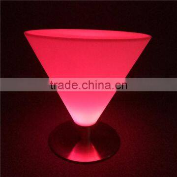 Intelligent Outdoor LED Furniture UV-resistant Glowing Illuminated Rechargeable Interactive LED Table Party LED Cocktail Table photo-3