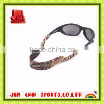 Novelty and attractive sunglasses neck strap