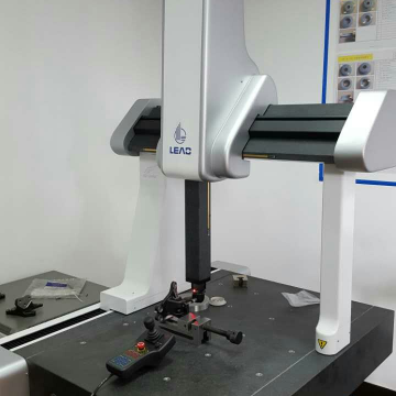 Three-coordinate Measuring Machine photo-2