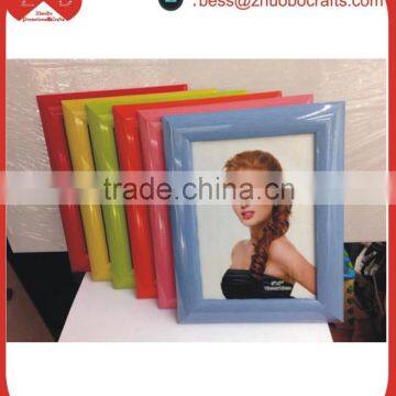 Cheap customized size wood open girl photo frame wholesale