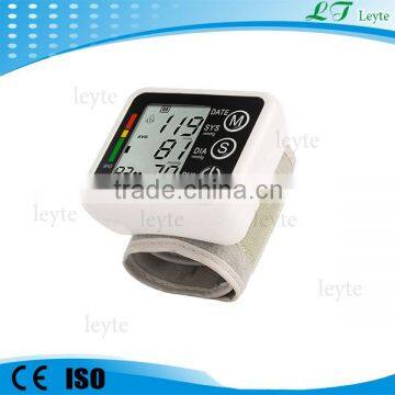 Jzk002A portable digital automatic wrist sphygmomanometer