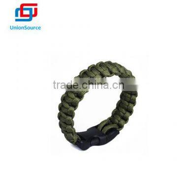 paracord bracelet with buckle, size S, M, L                        
                                                                                Supplier's Choice