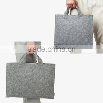 Fashion new promotional felt laptop bag for women kind workmanship