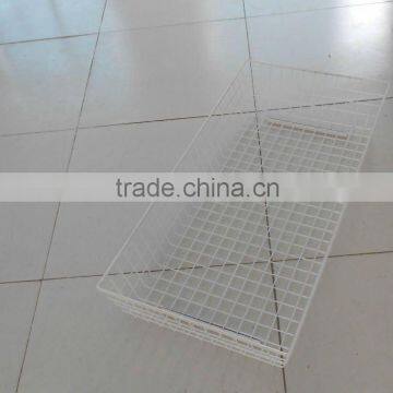 Wire shopping basket